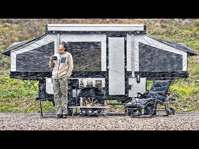 RAIN and SNOW Camping in $9,900 FULL-AUTOMATIC Tent Trailer