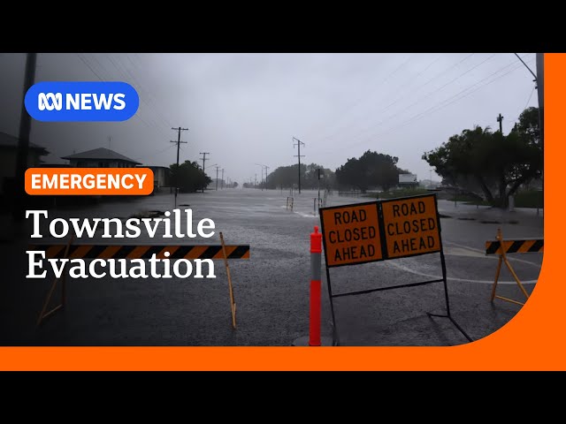 Parts of Townsville told to evacuate as floodwaters rise | ABC NEWS