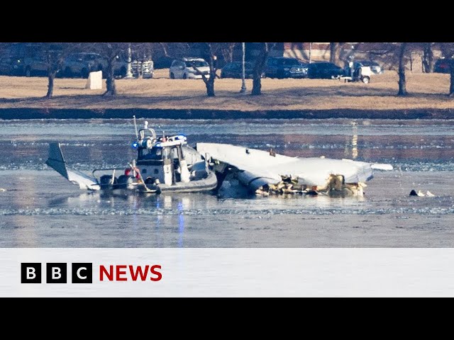 What we know about the Washington DC plane crash so far | BBC News