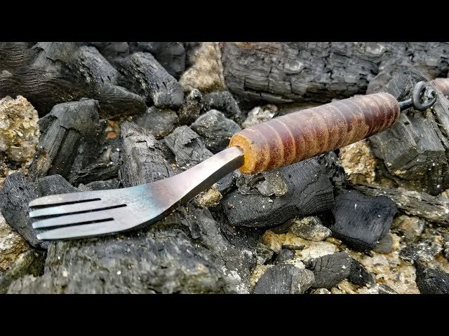 Forging a Fork from rebar - blacksmithing projects for beginners