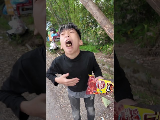 Ăn snack bị ho | Coughing after eating snacks #shorts