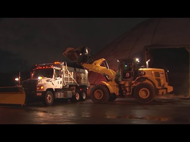 Workers, shoppers get ready for Monday snow | NBC4 Washington