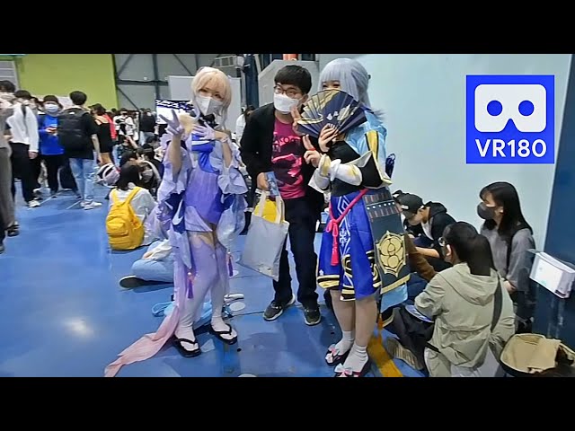 3D 180VR 4K Meet Cartoon heroine Cosplayers in Comic World Exhibition