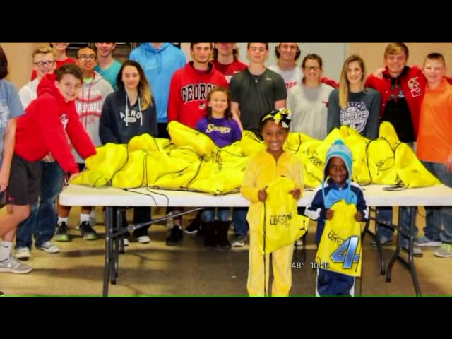 Pay It 4Ward - Kindergarten student turns life's lemons into 'Lemonade for Love'